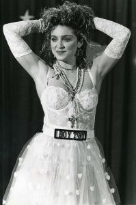Madonna 1984 NY MTV DM.jpg